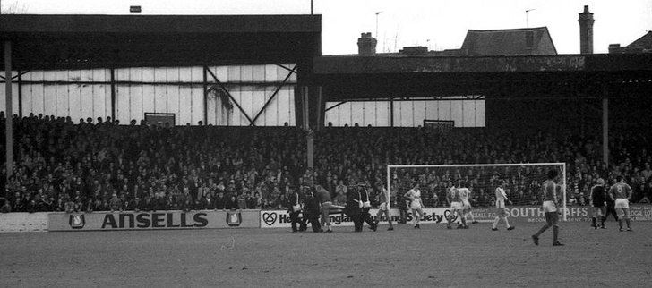 The Hillary Street End of Fellows Park 1982