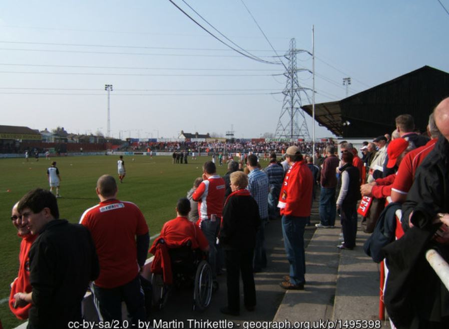 Stonebridge Road Stadium on Matchday